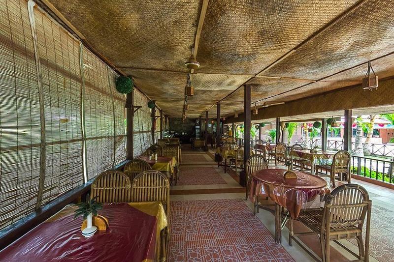 Symphony Palms Beach Resort And Spa Govind Nagar Ngoại thất bức ảnh