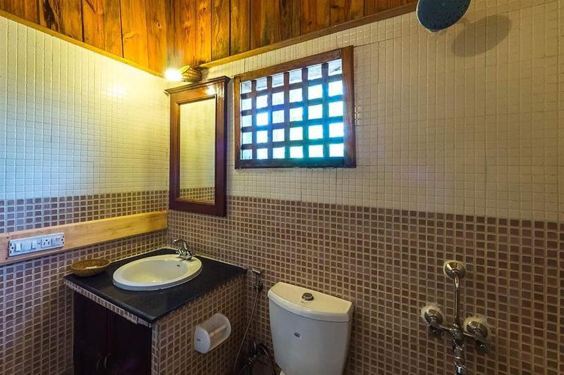 Symphony Palms Beach Resort And Spa Govind Nagar Ngoại thất bức ảnh