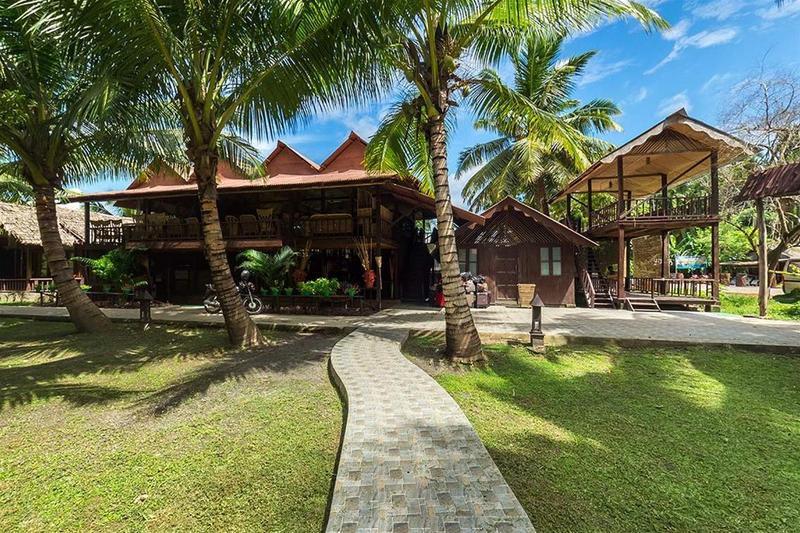 Symphony Palms Beach Resort And Spa Govind Nagar Ngoại thất bức ảnh